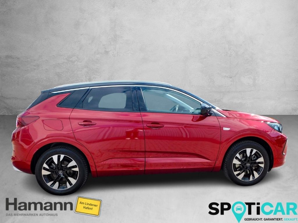 Fahrzeugabbildung Opel Grandland Elegance Plug-in-Hybrid Lenkrad-HZG AC