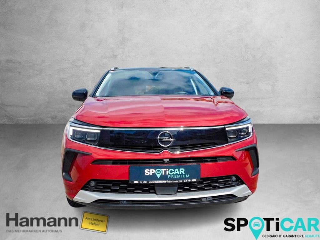 Fahrzeugabbildung Opel Grandland Elegance Plug-in-Hybrid Lenkrad-HZG AC