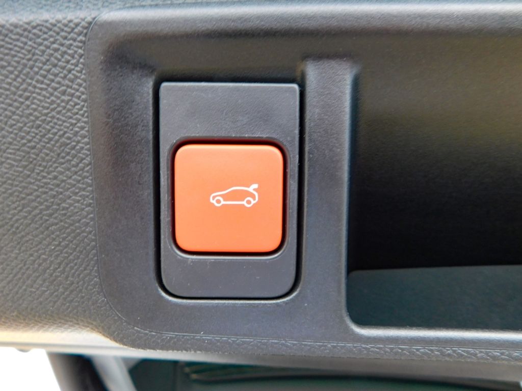 Fahrzeugabbildung Opel Astra L Sports Tourer Electric GS Pixel-LED Sitz