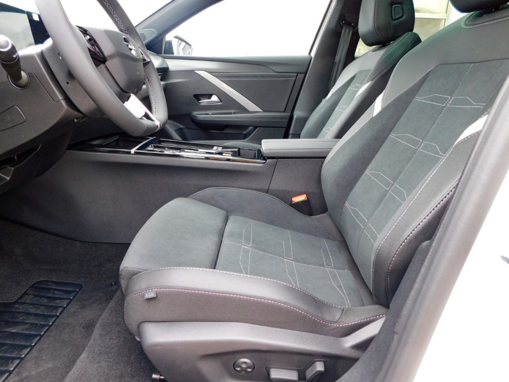 Fahrzeugabbildung Opel Astra L Sports Tourer Electric GS Pixel-LED Sitz