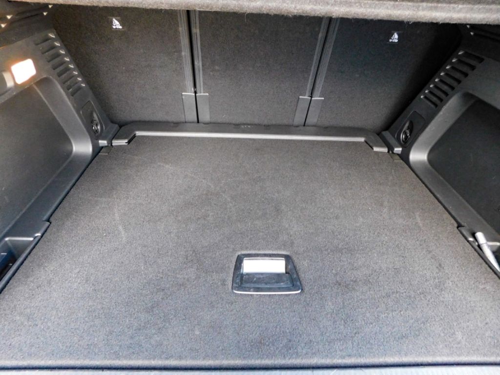 Fahrzeugabbildung Citroën C5 Aircross Max Hybrid 145-E Ganzjahresreifen Rü