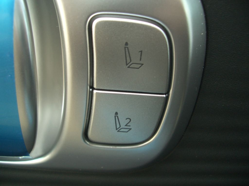 Fahrzeugabbildung Hyundai IONIQ 6 77,4 kWh 4WD First Edition - AKTION!!!