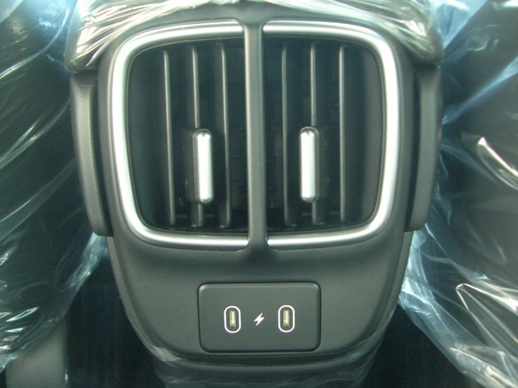 Fahrzeugabbildung Hyundai IONIQ 6 77,4 kWh 4WD First Edition - AKTION!!!