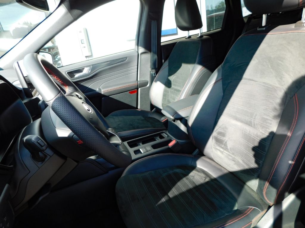 Fahrzeugabbildung Ford Kuga ST-Line X 1.5 EcoBoost EU6d Stylingpaket Te