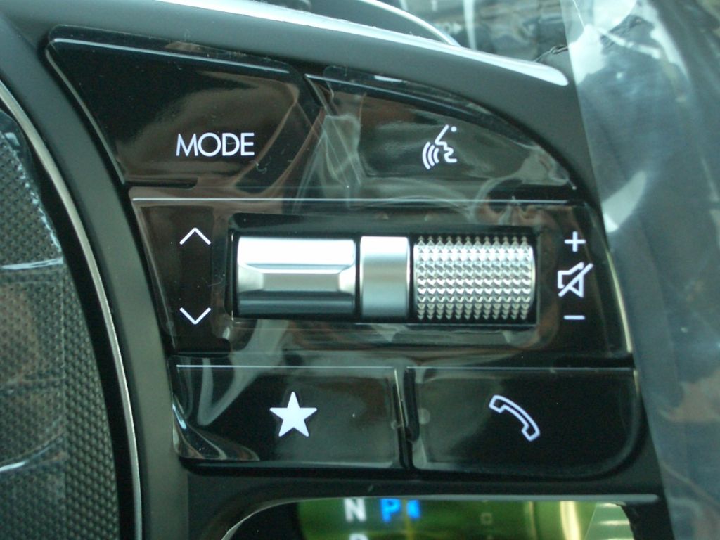 Fahrzeugabbildung Hyundai IONIQ 6 77,4 kWh 4WD Techniq, Leder, Park, Bose