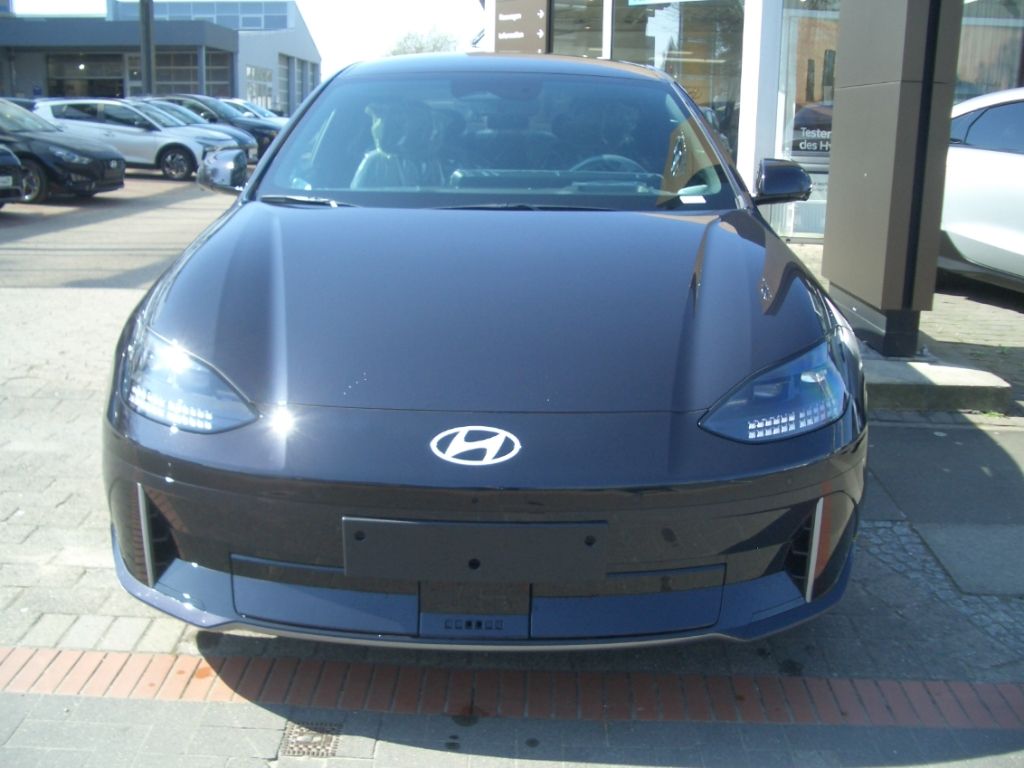 Fahrzeugabbildung Hyundai IONIQ 6 77,4 kWh 4WD Techniq, Leder, Park, Bose