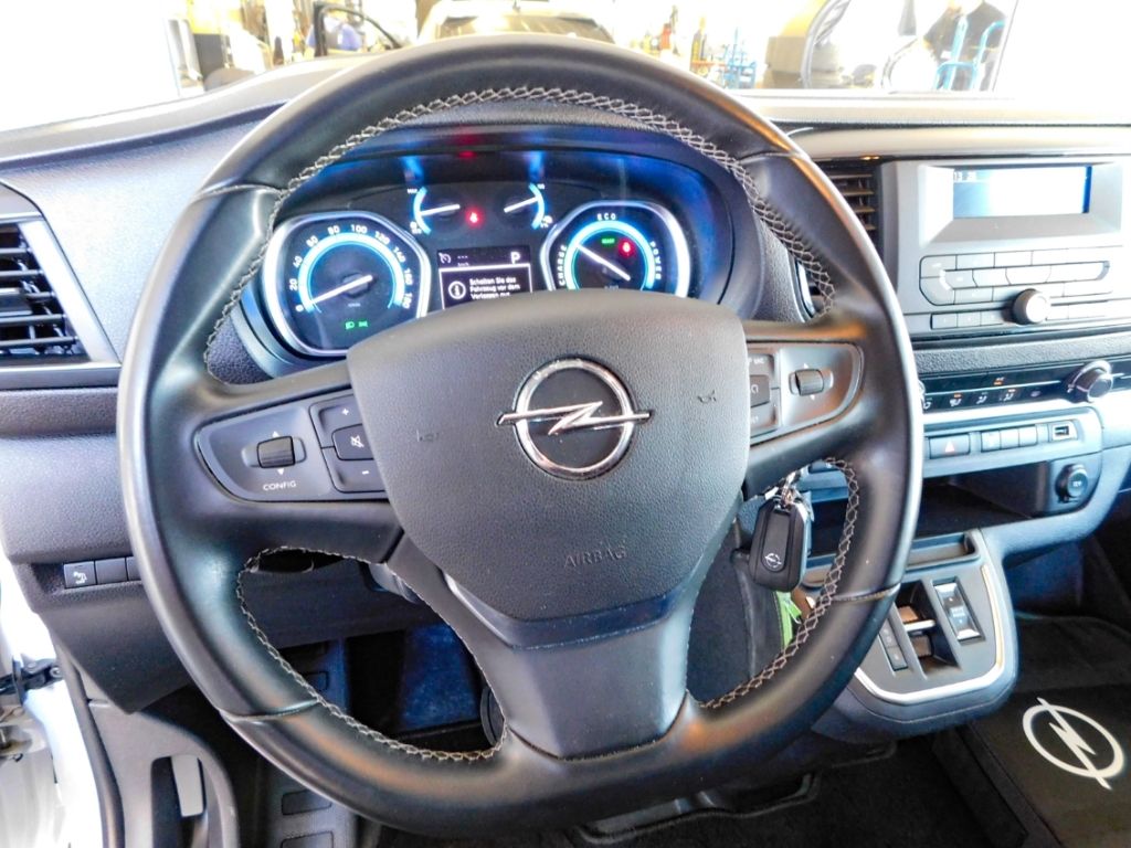 Fahrzeugabbildung Opel Vivaro Kasten -e Edition M AHK Klimaanlage