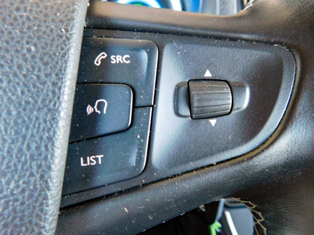 Fahrzeugabbildung Opel Vivaro Kasten -e Edition M AHK Klimaanlage