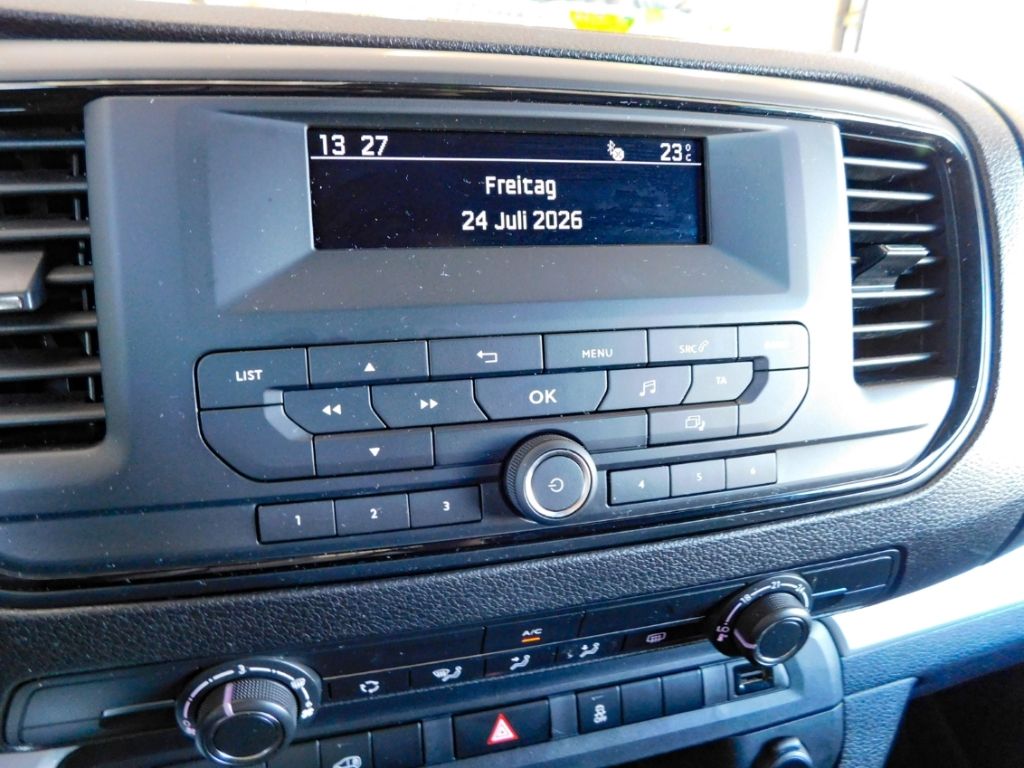 Fahrzeugabbildung Opel Vivaro Kasten -e Edition M AHK Klimaanlage