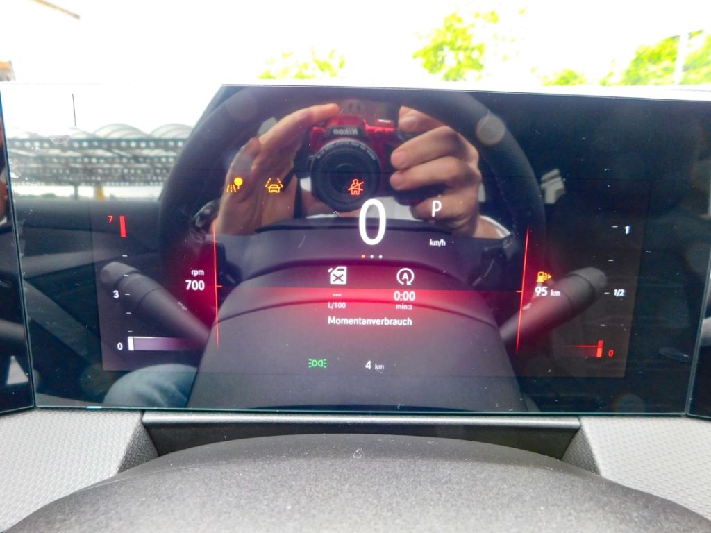 Fahrzeugabbildung Opel Astra L ST Ultimate Automatik Panoramadach