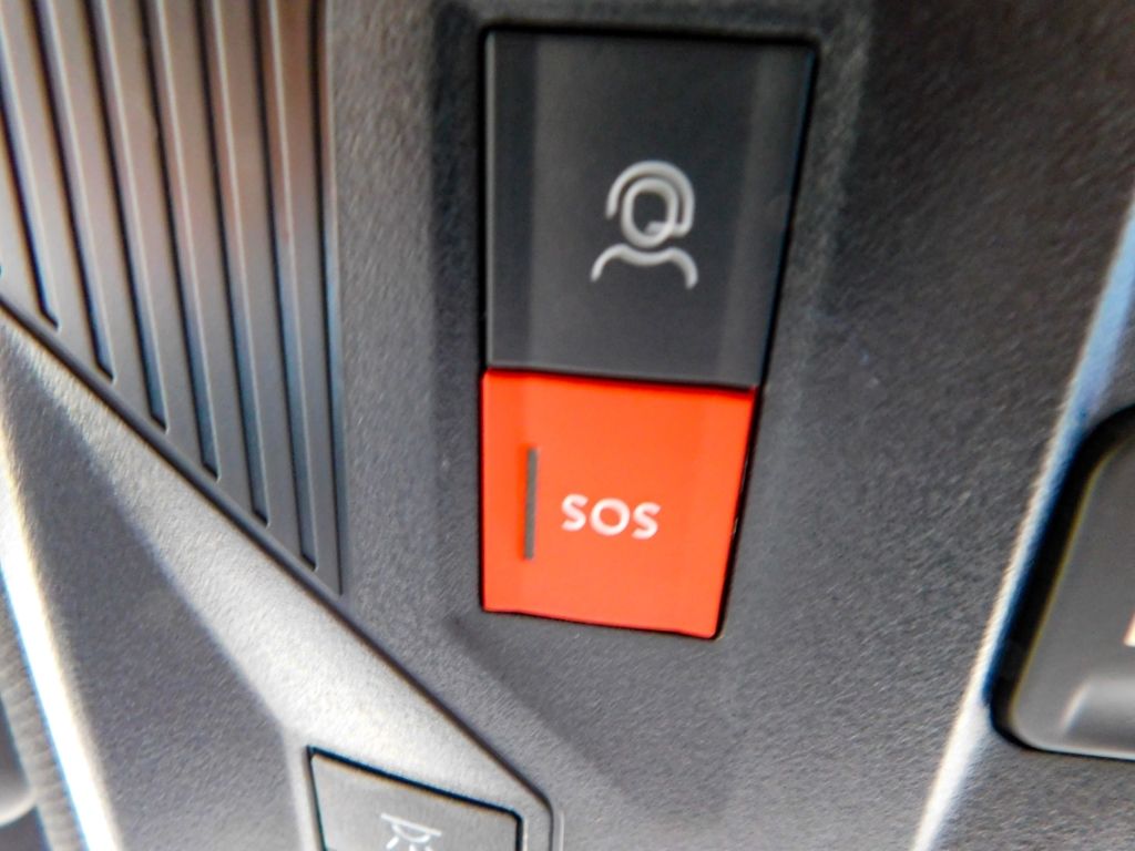 Fahrzeugabbildung Opel Astra L ST Ultimate Automatik Panoramadach