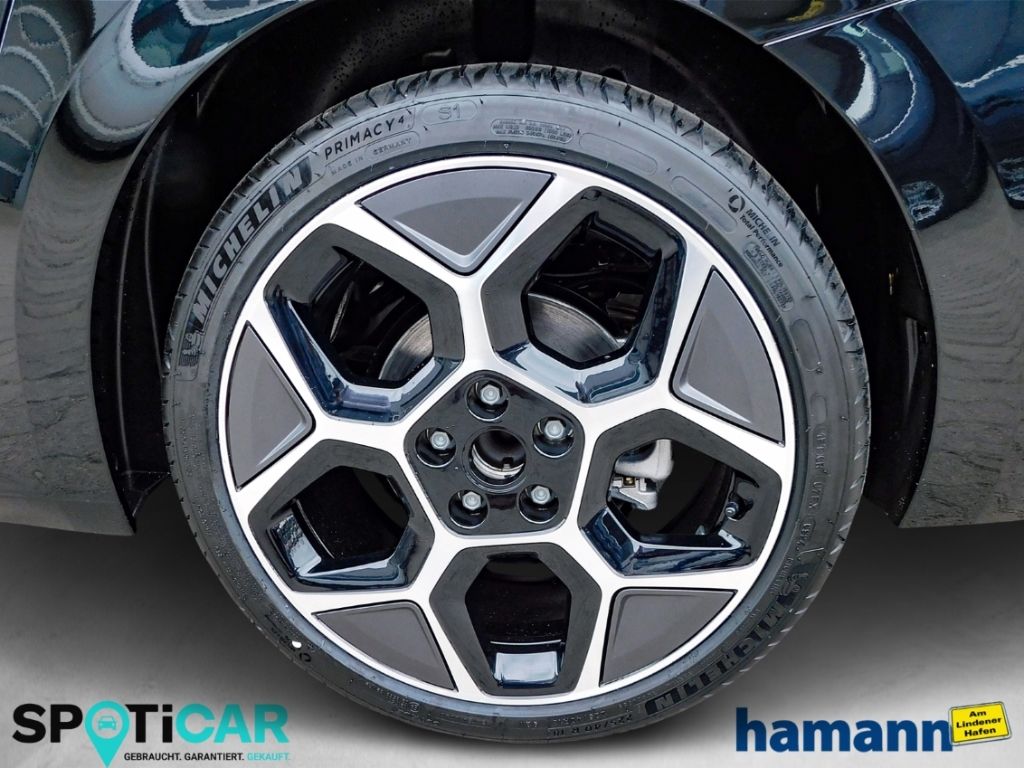 Fahrzeugabbildung Opel Astra L ST Ultimate Automatik Panoramadach