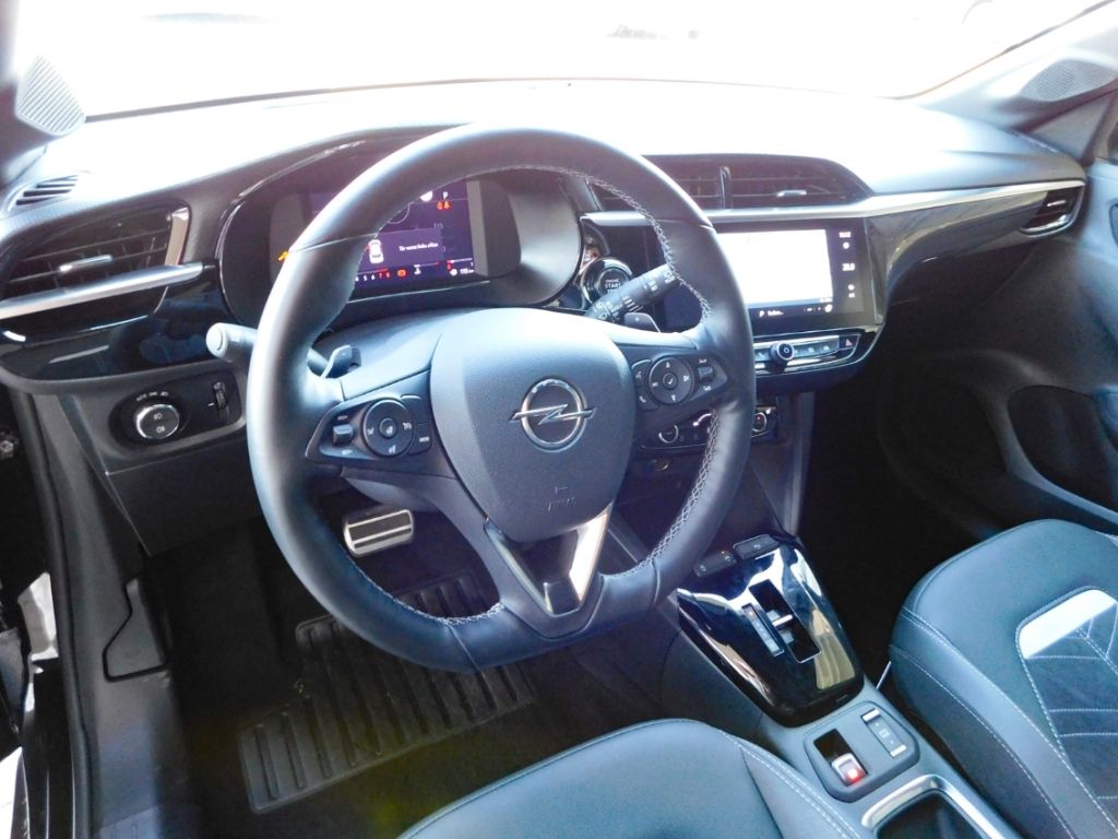 Fahrzeugabbildung Opel Corsa F GS Line 1.2 Turbo S/S Lenkrad-HZG Rückfa
