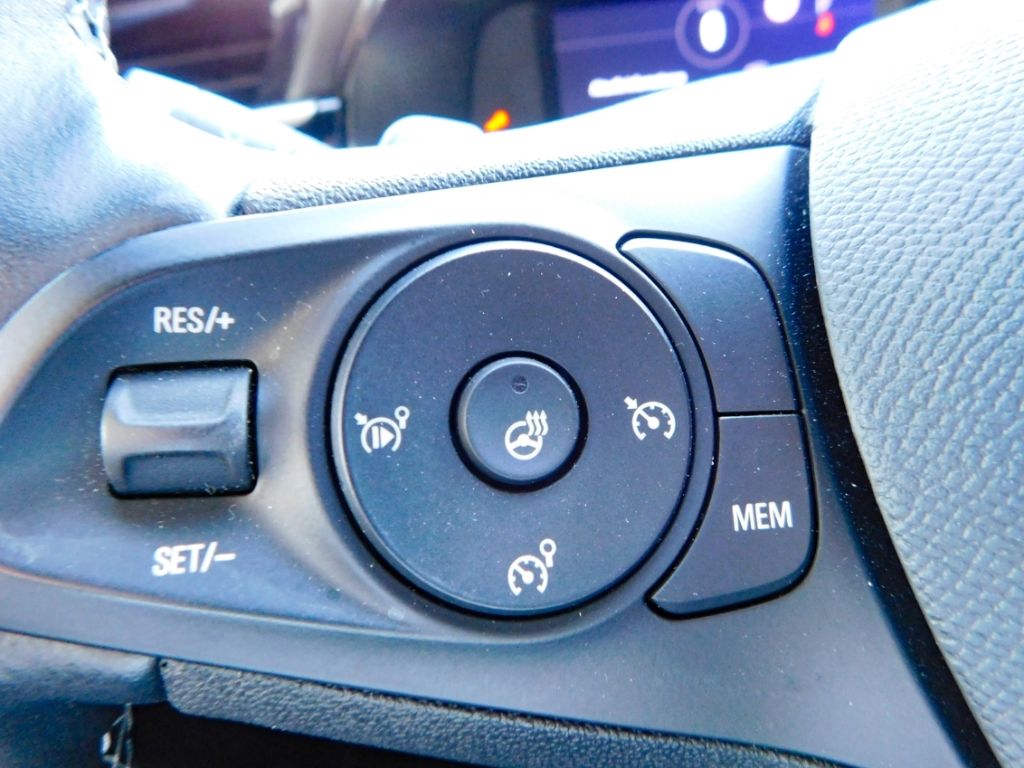 Fahrzeugabbildung Opel Corsa F GS Line 1.2 Turbo S/S Lenkrad-HZG Rückfa