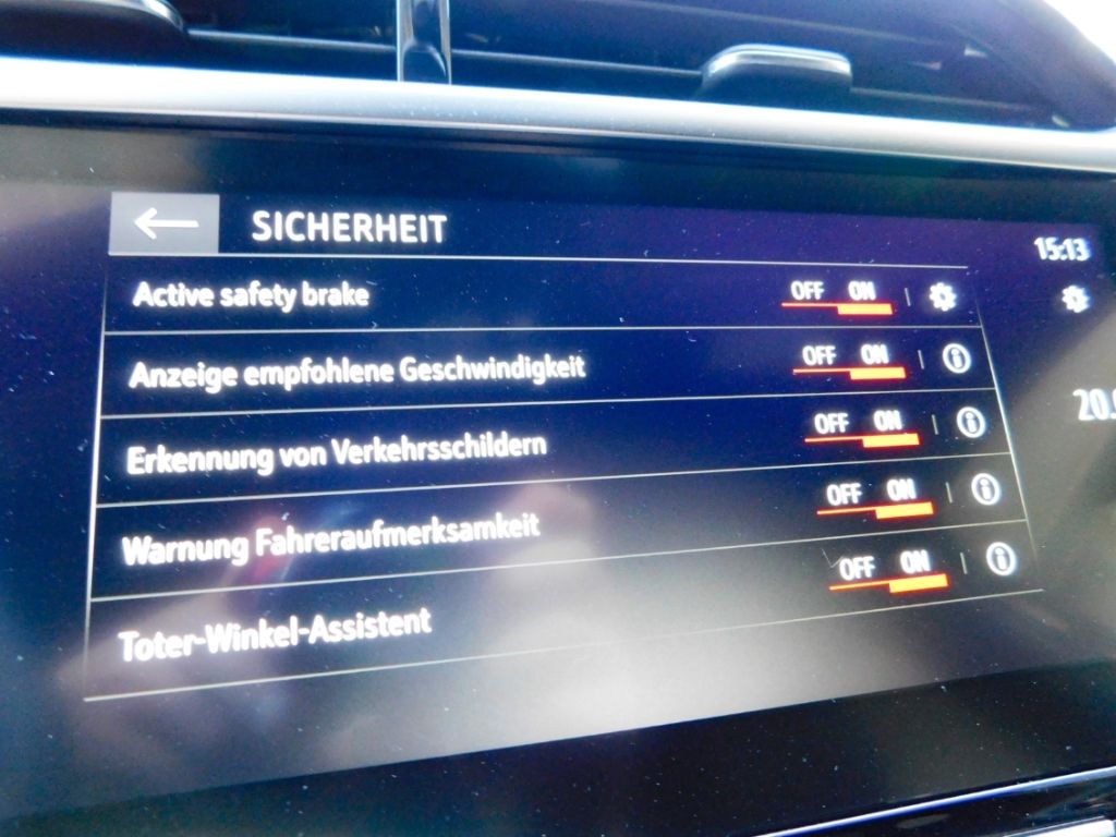 Fahrzeugabbildung Opel Corsa F GS Line 1.2 Turbo S/S Lenkrad-HZG Rückfa