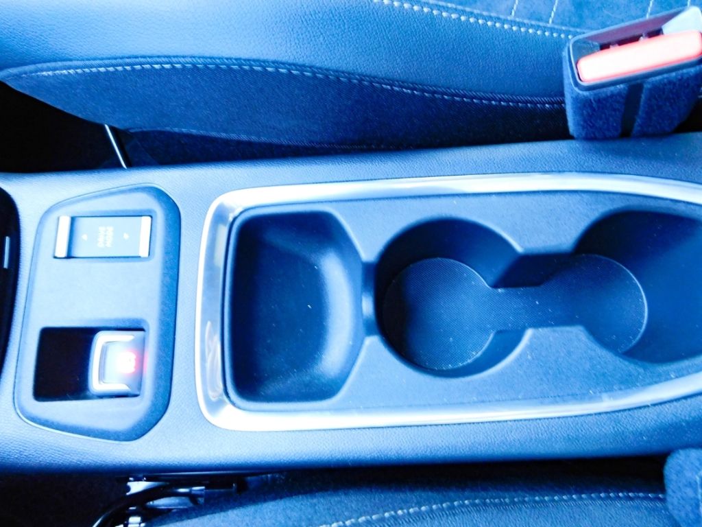 Fahrzeugabbildung Opel Corsa F GS Line 1.2 Turbo S/S Lenkrad-HZG Rückfa