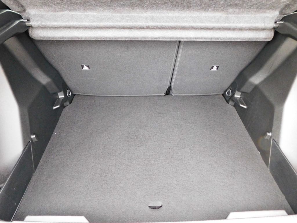 Fahrzeugabbildung Peugeot 2008 Style Puretech 100 Carplay Sitz-Hzg