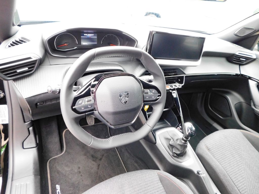 Fahrzeugabbildung Peugeot 2008 Style Puretech 100 Carplay Sitz-Hzg
