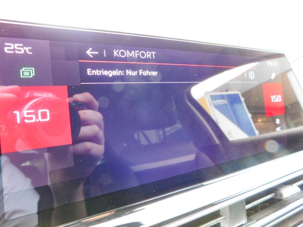 Fahrzeugabbildung Citroën C5 Aircross Plus Hybrid Sitz-Hzg 2x Kamera Ganzj