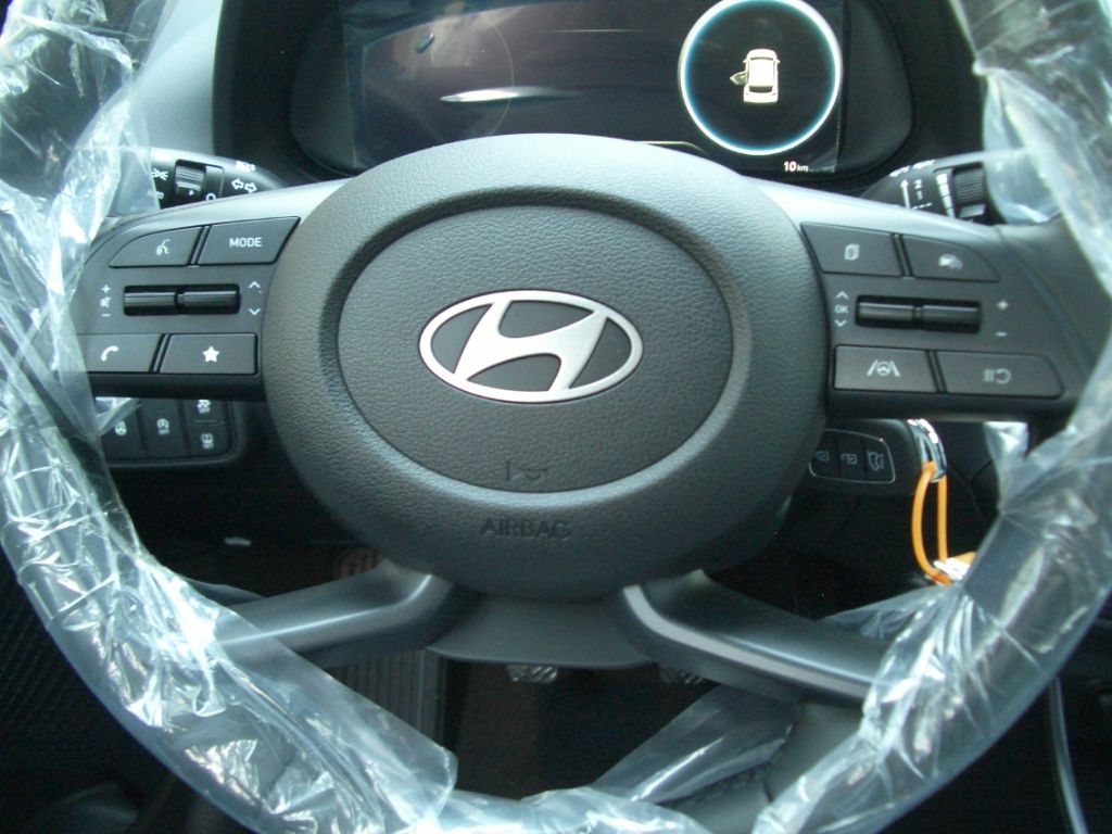 Fahrzeugabbildung Hyundai i20 FL 1.0 T-GDI 100 PS Trend, Navigation
