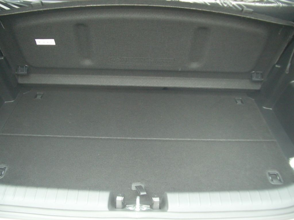 Fahrzeugabbildung Hyundai i20 FL 1.0 T-GDI 100 PS Trend, Navigation