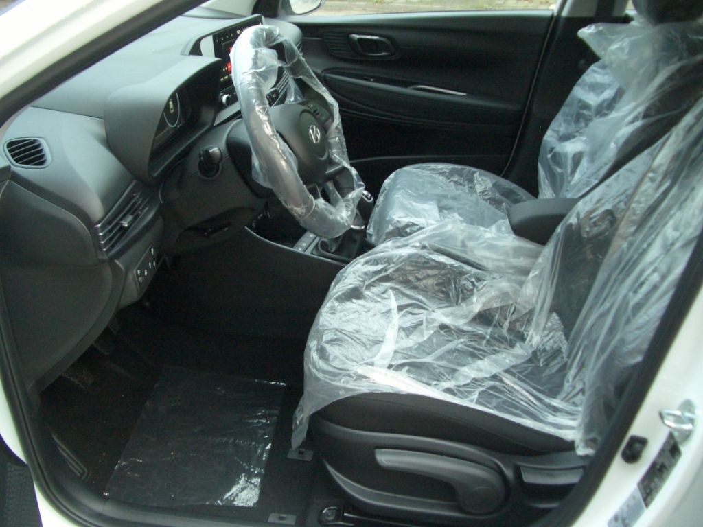 Fahrzeugabbildung Hyundai i20 FL 1.0 T-GDI 100 PS Trend, Navigation
