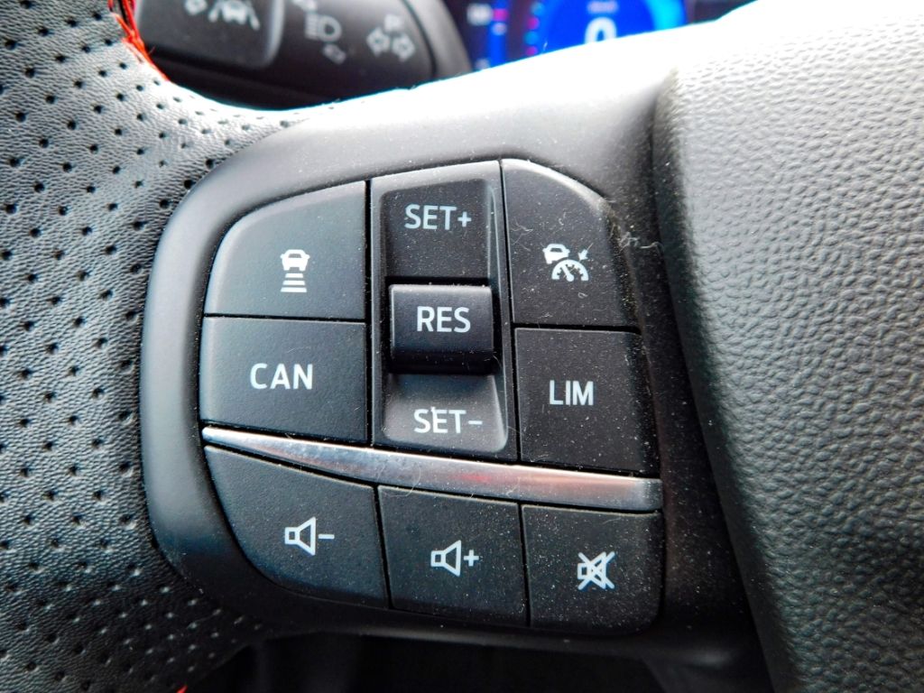 Fahrzeugabbildung Ford Fiesta ST-Line X 1.0 EcoBoost M-Hybrid EU6d Wint