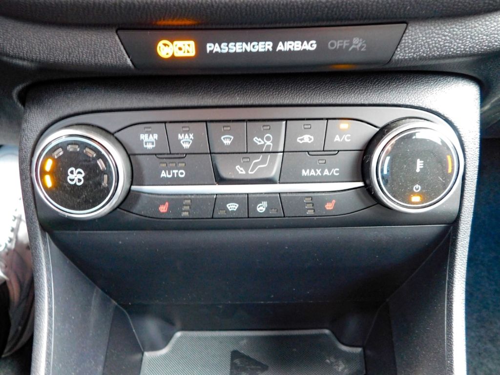 Fahrzeugabbildung Ford Fiesta ST-Line X 1.0 EcoBoost M-Hybrid EU6d Wint