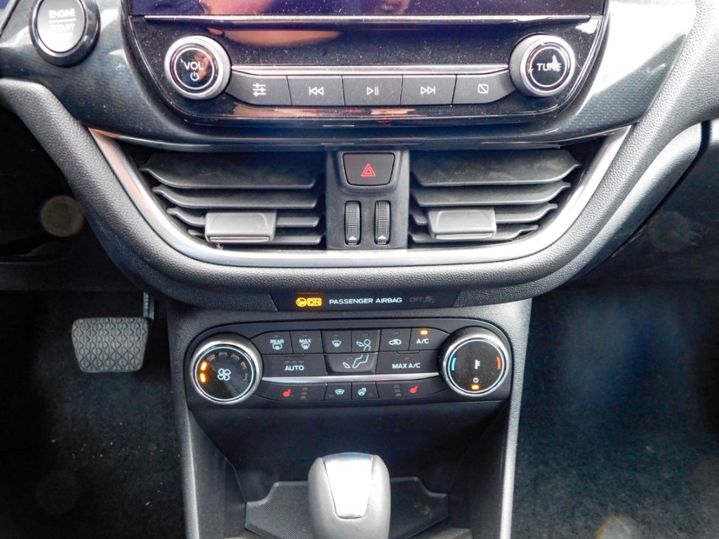 Fahrzeugabbildung Ford Fiesta ST-Line X 1.0 EcoBoost M-Hybrid EU6d Wint