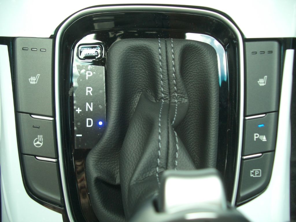 Fahrzeugabbildung Hyundai i30cw MJ25 1.0 T-GDI DCT Advantage, Navi, LED