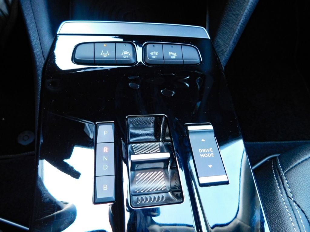 Fahrzeugabbildung Opel Mokka e Ultimate Matrix LED ACC Sitz-Hzg Keyless