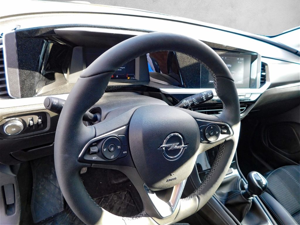 Fahrzeugabbildung Opel Grandland Enjoy 1.2 Turbo Kamera Sitz-Hzg Allwet