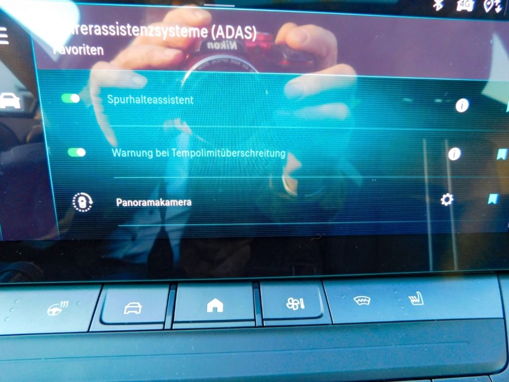 Fahrzeugabbildung Opel Astra L Sports Tourer GS Line 1.2 Turbo Tech&Kom