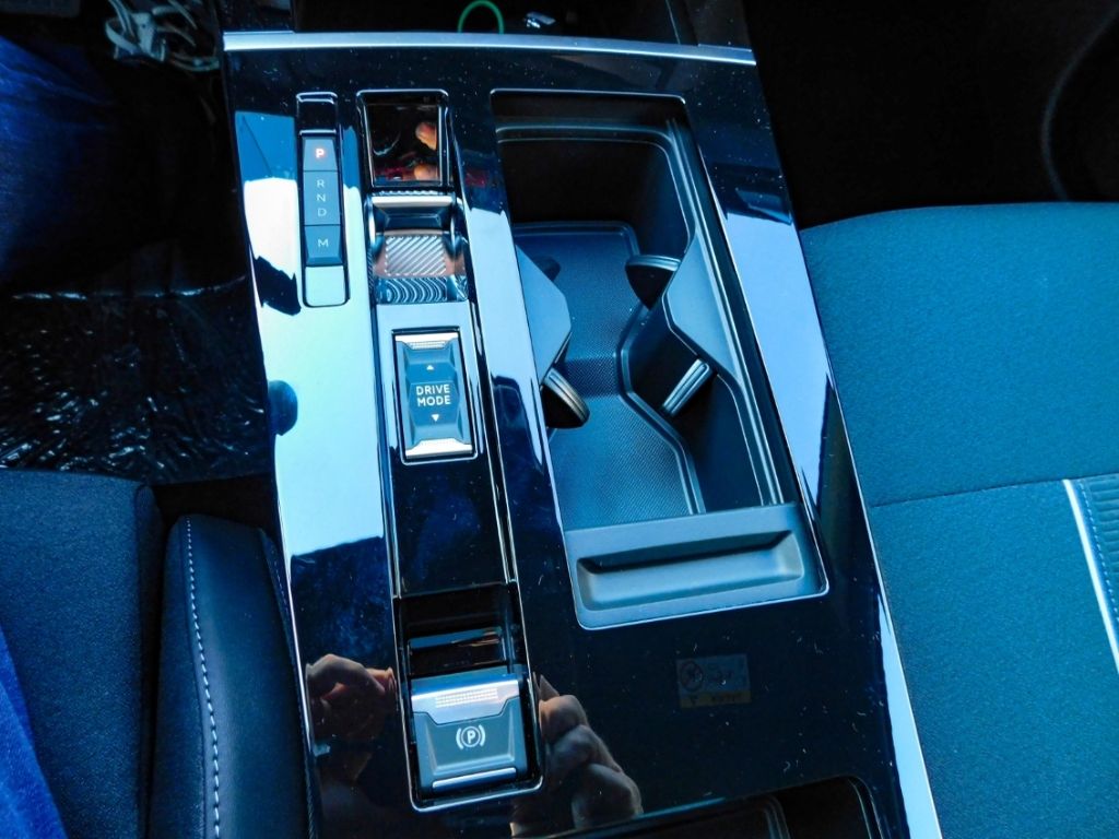 Fahrzeugabbildung Opel Astra L Sports Tourer GS Line 1.2 Turbo Tech&Kom