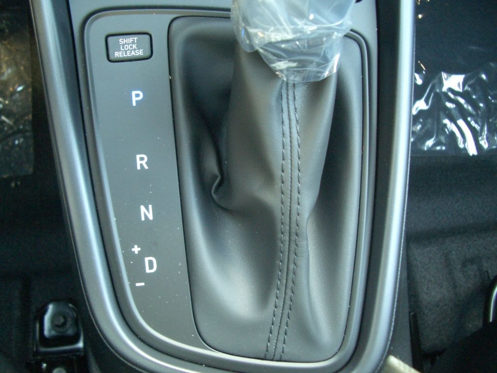 Fahrzeugabbildung Hyundai i20 Facelift MJ25 1.0 DCT Automatik Trend