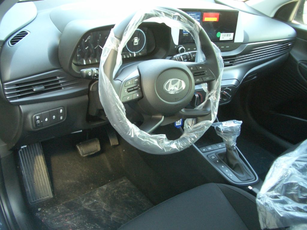 Fahrzeugabbildung Hyundai i20 Facelift MJ25 1.0 DCT Automatik Trend