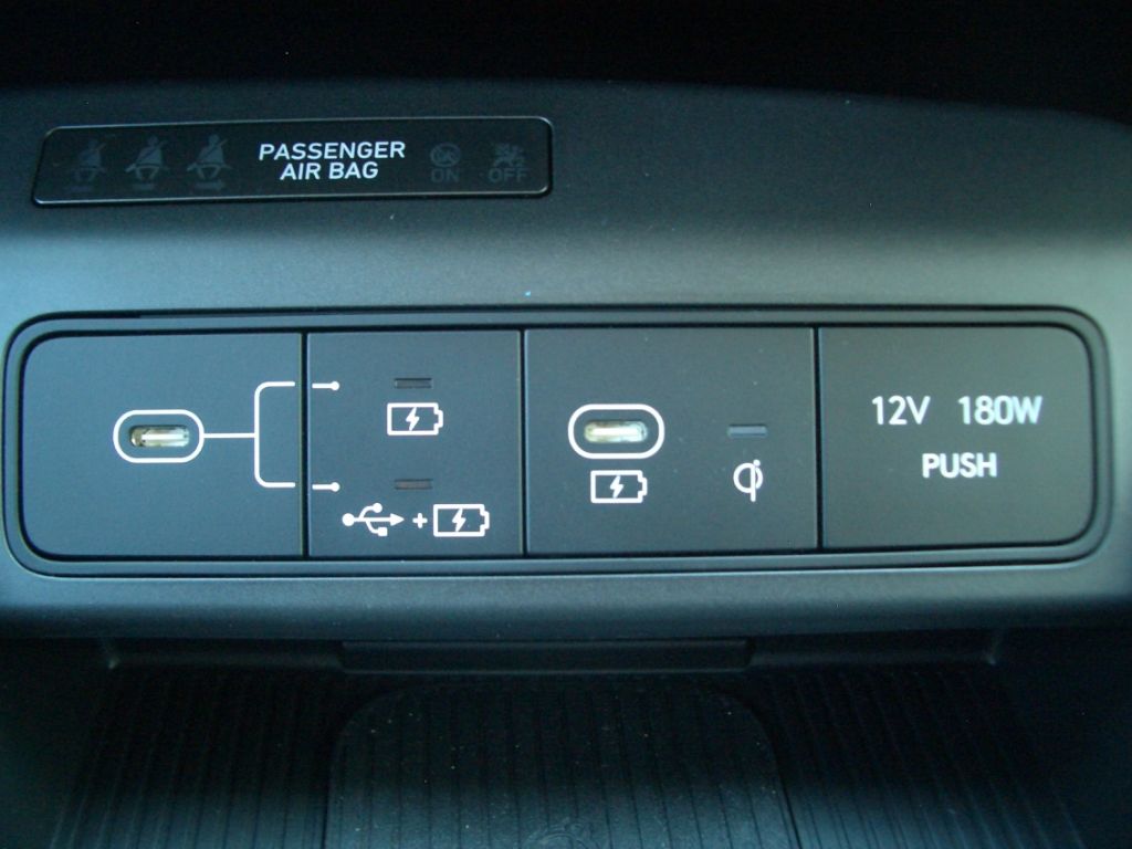 Fahrzeugabbildung Hyundai KONA ELEKTRO SX2 MJ25 48,4 kWh Trend, Sitz, Heck