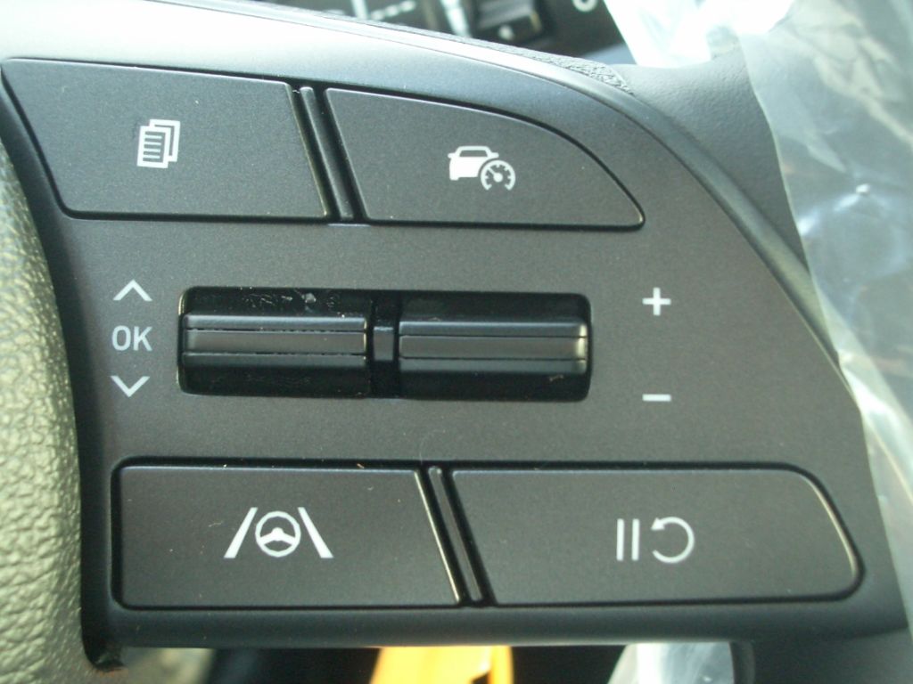 Fahrzeugabbildung Hyundai BAYON Facelift MJ25 1.0 Select, Navigation - Akt