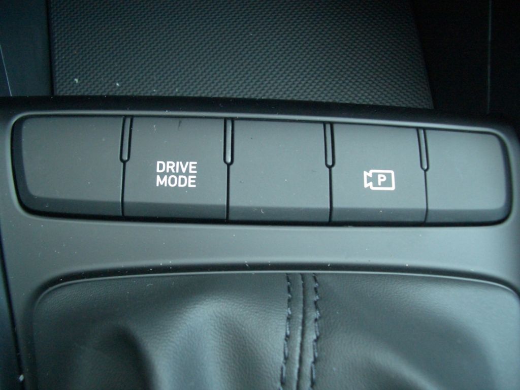 Fahrzeugabbildung Hyundai BAYON Facelift MJ25 1.0 Select, Navigation - Akt