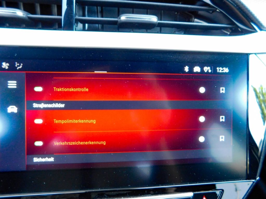 Fahrzeugabbildung Opel Corsa F GS 1.2 Turbo Matrix-LED 2x Kamera Sitz-H