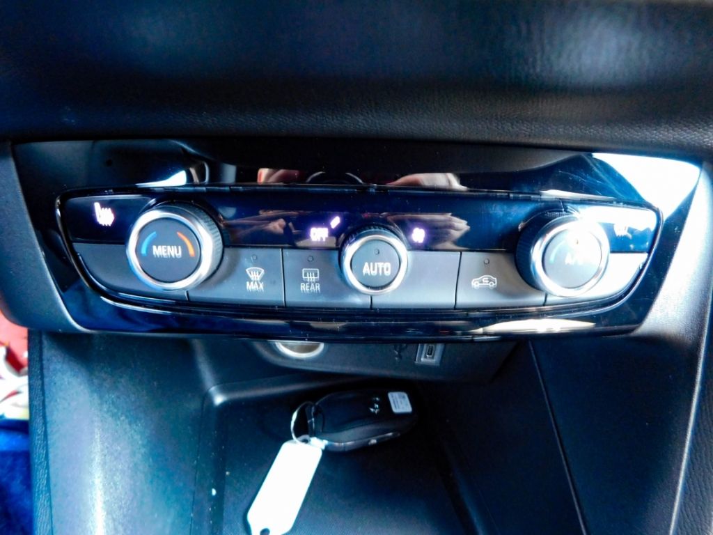 Fahrzeugabbildung Opel Corsa F GS 1.2 Turbo Matrix-LED 2x Kamera Sitz-H