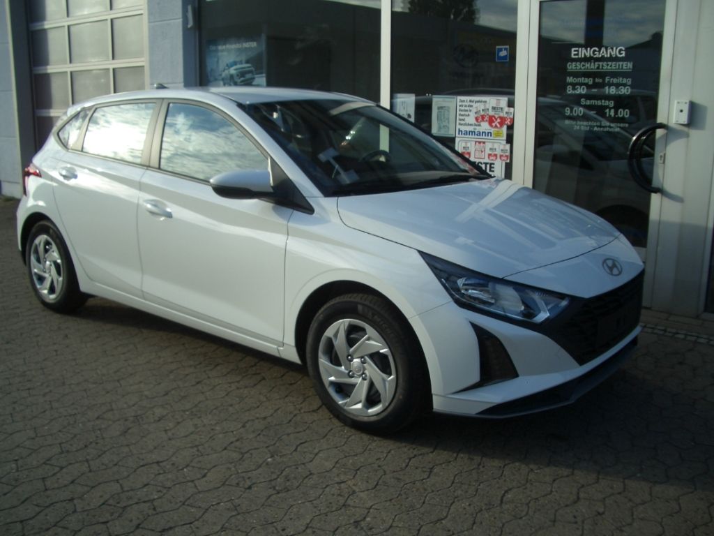 Fahrzeugabbildung Hyundai i20 Facelift MJ25 1.2 Select, Funktions-Paket, N