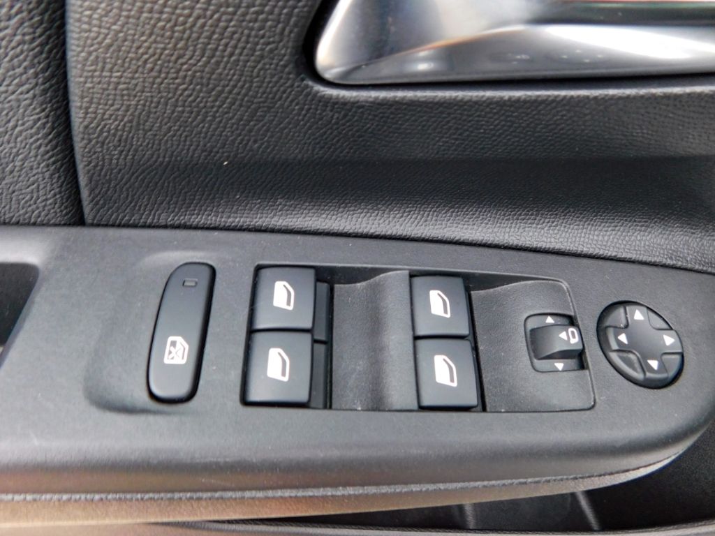 Fahrzeugabbildung Opel Corsa F GS 1.2 Turbo Matrix-LED 2x Kamera Sitz-H