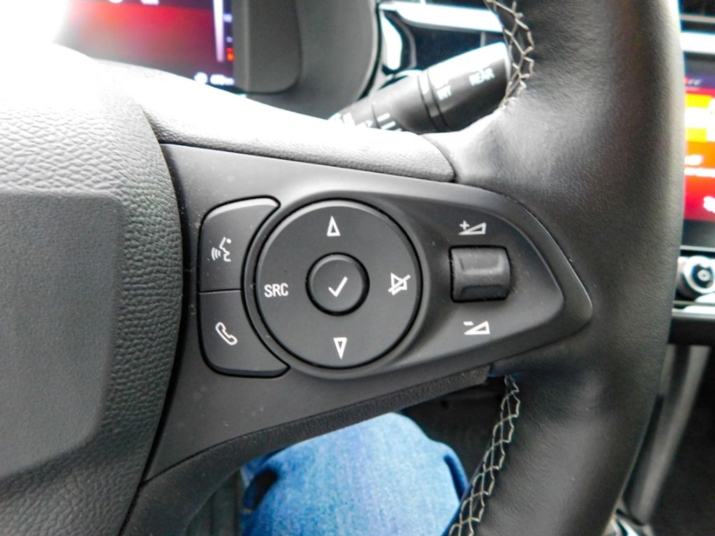 Fahrzeugabbildung Opel Corsa F GS 1.2 Turbo Matrix-LED 2x Kamera Sitz-H