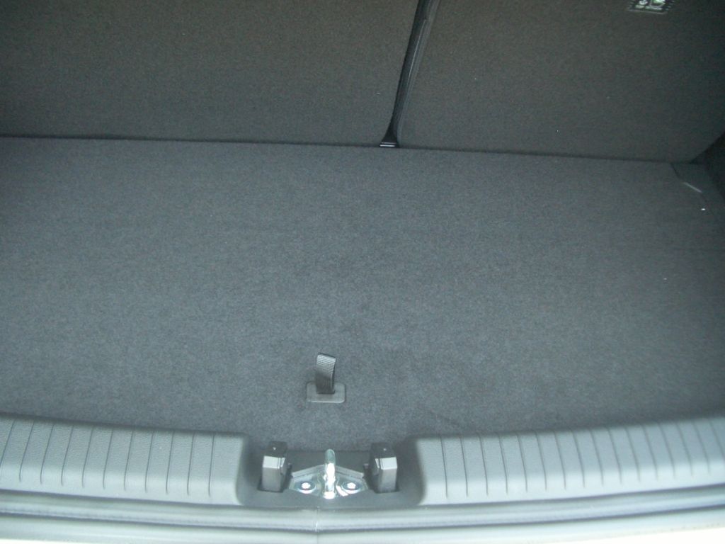 Fahrzeugabbildung Hyundai i10 Facelift MJ25 1.0 Trend Navi, Komfort-Paket