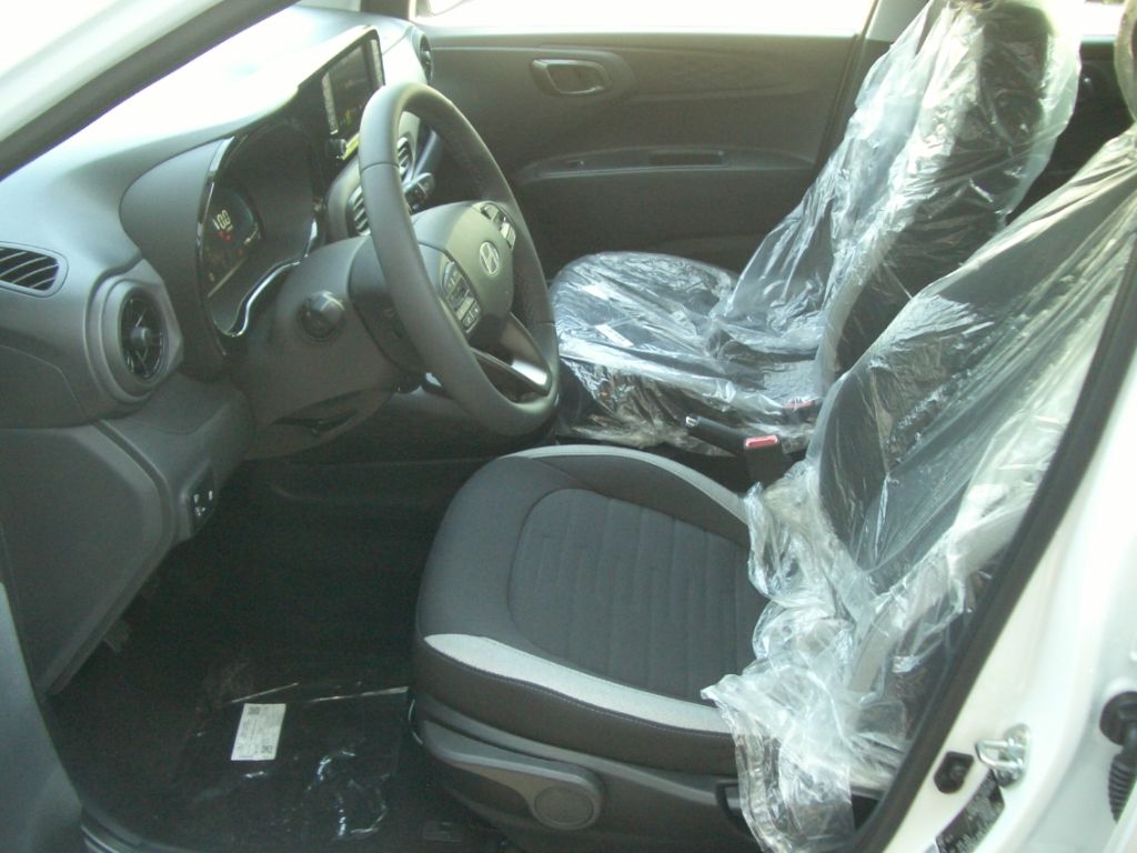 Fahrzeugabbildung Hyundai i10 Facelift MJ25 1.0 Trend Navi, Komfort-Paket