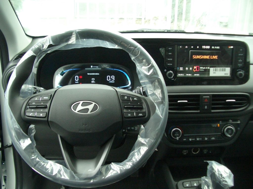 Fahrzeugabbildung Hyundai i10 Facelift MJ25 1.0 Trend Navi, Komfort-Paket