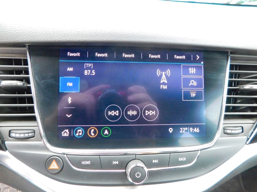 Fahrzeugabbildung Opel Astra K ST Elegance 1.2 Turbo Navi 2x Kamera