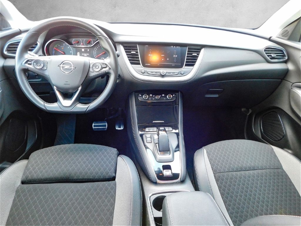 Fahrzeugabbildung Opel Grandland Elegance Plug-in-Hybrid Teil-Leder Nav