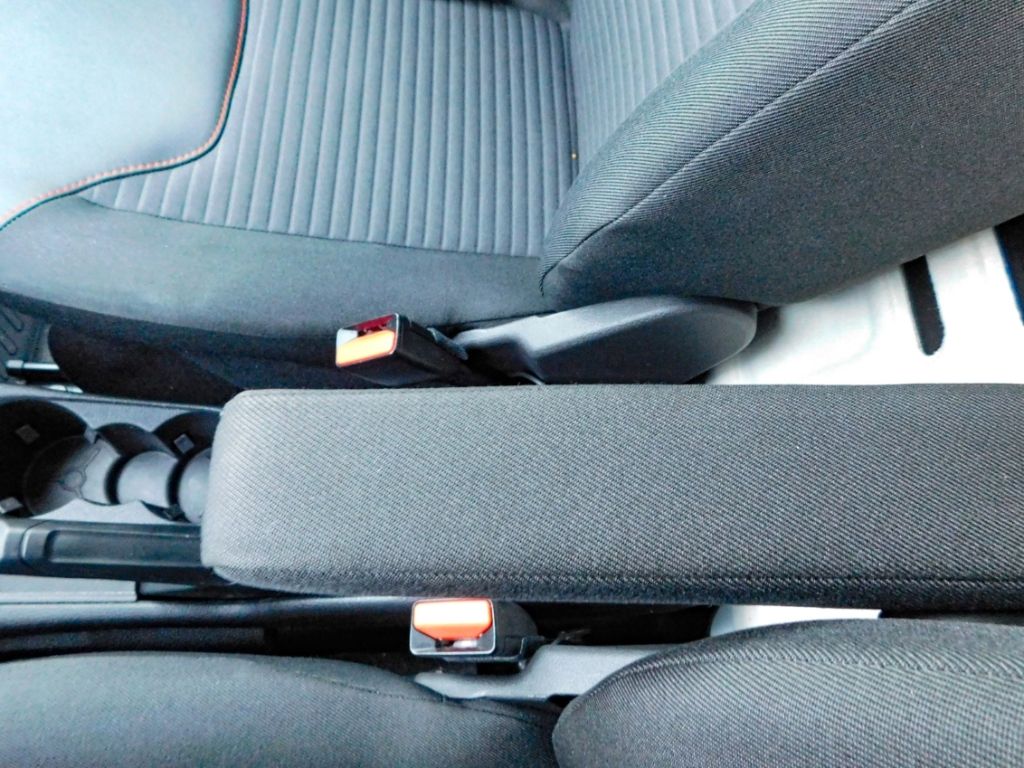 Fahrzeugabbildung Ford Transit Courier Sport 1.5 TDCi EU6d Klimaanlage